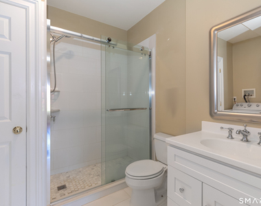 621 Main Street - Photo Thumbnail 21