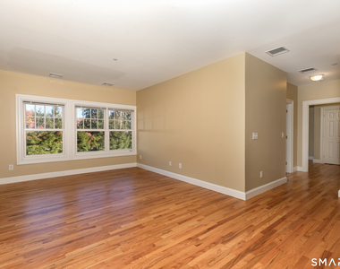 621 Main Street - Photo Thumbnail 15