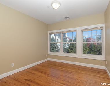 621 Main Street - Photo Thumbnail 19