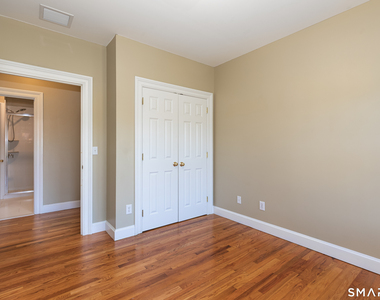 621 Main Street - Photo Thumbnail 17