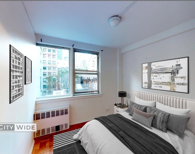 160 East 55th Street - Photo Thumbnail 1