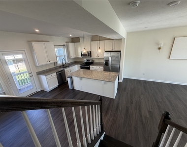 213 Cranesbill Dr - Photo Thumbnail 19