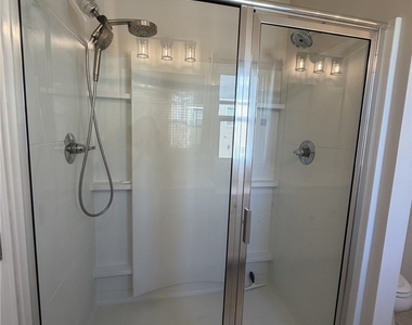 213 Cranesbill Dr - Photo Thumbnail 38
