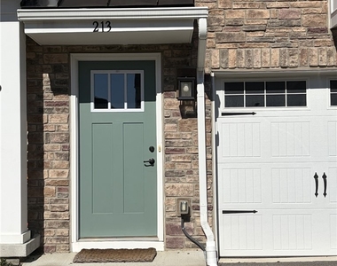 213 Cranesbill Dr - Photo Thumbnail 2