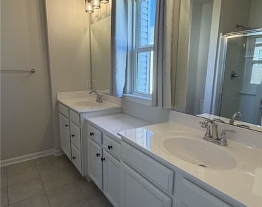 213 Cranesbill Dr - Photo Thumbnail 36