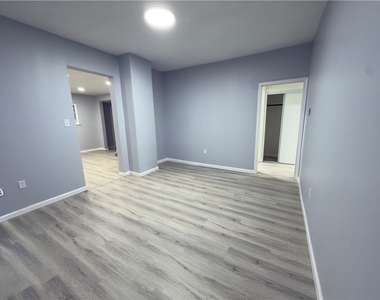 730 Broadway Ave - Photo Thumbnail 33