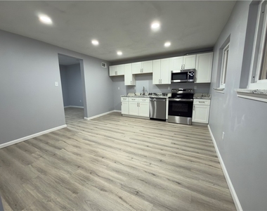 730 Broadway Ave - Photo Thumbnail 5