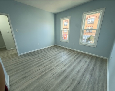730 Broadway Ave - Photo Thumbnail 28