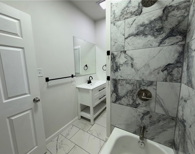 730 Broadway Ave - Photo Thumbnail 17