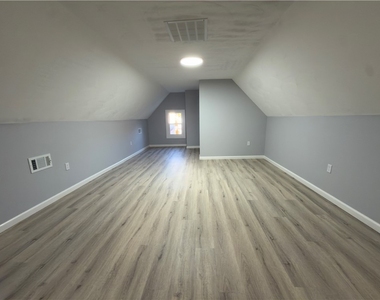 730 Broadway Ave - Photo Thumbnail 38