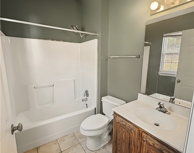 603 Village Green Blvd - Photo Thumbnail 9