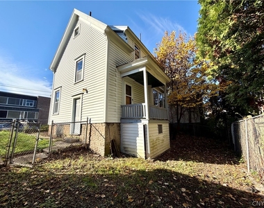210 Grant Avenue - Photo Thumbnail 24