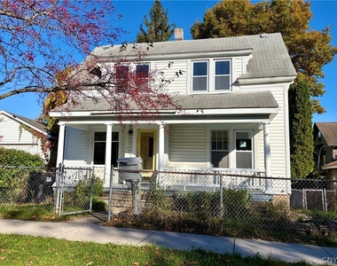 210 Grant Avenue - Photo Thumbnail 1