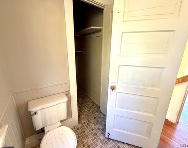 210 Grant Avenue - Photo Thumbnail 20