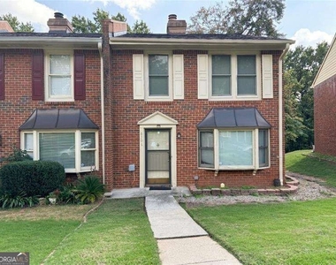 6106 Queen Anne Court - Photo Thumbnail 1