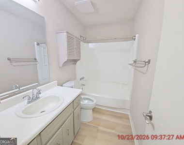 195 Summertown Drive - Photo Thumbnail 12