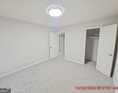 195 Summertown Drive - Photo Thumbnail 10