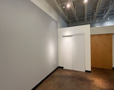 5200 Peachtree Road - Photo Thumbnail 36