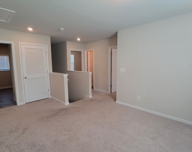 110 Sonoma Wood Trail - Photo Thumbnail 9