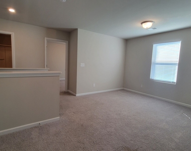 110 Sonoma Wood Trail - Photo Thumbnail 8
