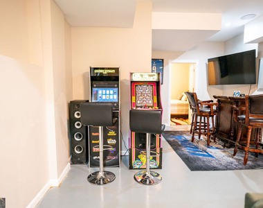 80 Adrians Lane - Photo Thumbnail 24