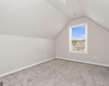 126 Culver Street - Photo Thumbnail 9