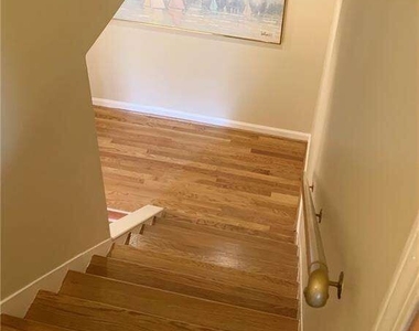 1455 Spalding Drive - Photo Thumbnail 16