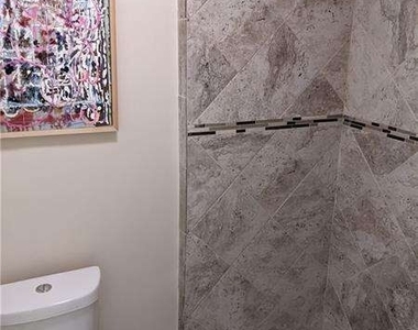1455 Spalding Drive - Photo Thumbnail 20