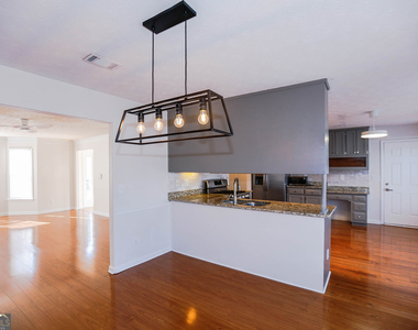 1885 Watercrest Circle - Photo Thumbnail 11