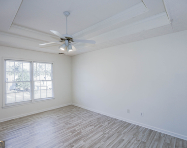 1885 Watercrest Circle - Photo Thumbnail 14