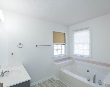 1885 Watercrest Circle - Photo Thumbnail 20