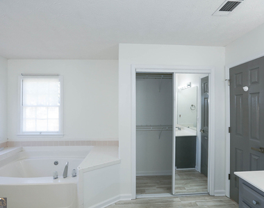 1885 Watercrest Circle - Photo Thumbnail 23