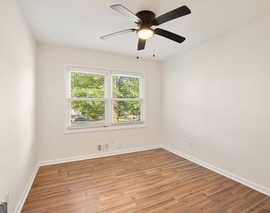 434 Afton Drive - Photo Thumbnail 5