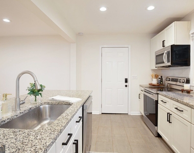 434 Afton Drive - Photo Thumbnail 21