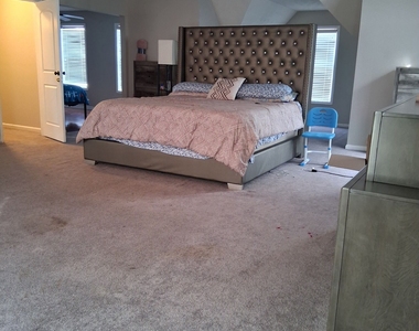 7862 Providence Point Way - Photo Thumbnail 5