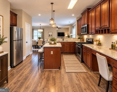 562 Preserve Park Drive Sw - Photo Thumbnail 4