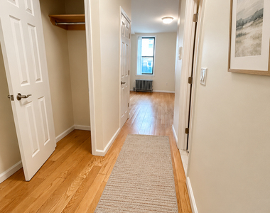 117 East 89th Street - Photo Thumbnail 4