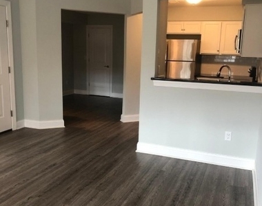 41 Hyde Ct - Photo Thumbnail 2