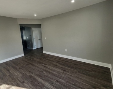 93 Hughes St - Photo Thumbnail 2