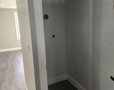 93 Hughes St - Photo Thumbnail 11