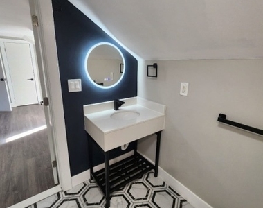 93 Hughes St - Photo Thumbnail 9