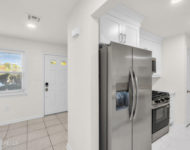 324 Crawford Street - Photo Thumbnail 16