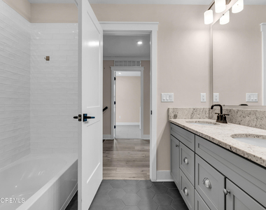 3443 Glen Oaks Lane - Photo Thumbnail 36