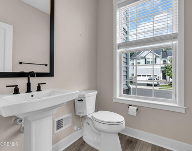 3443 Glen Oaks Lane - Photo Thumbnail 16