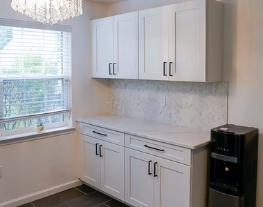 23 Commons Drive - Photo Thumbnail 11
