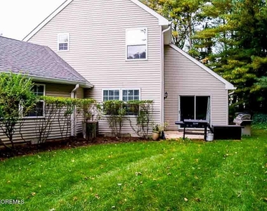 23 Commons Drive - Photo Thumbnail 49