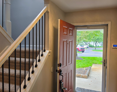 23 Commons Drive - Photo Thumbnail 4