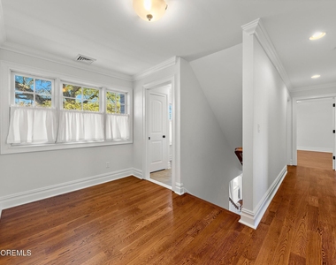 443 Driveway - Photo Thumbnail 21