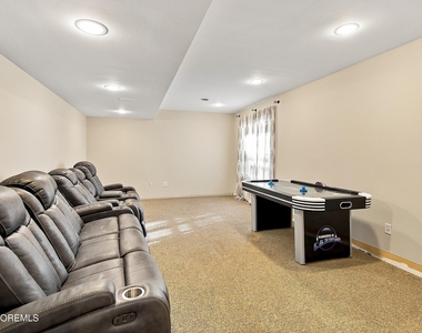 309 Flower Lane - Photo Thumbnail 20