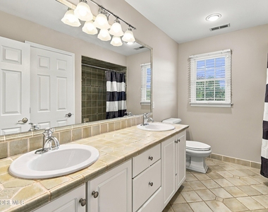 309 Flower Lane - Photo Thumbnail 15